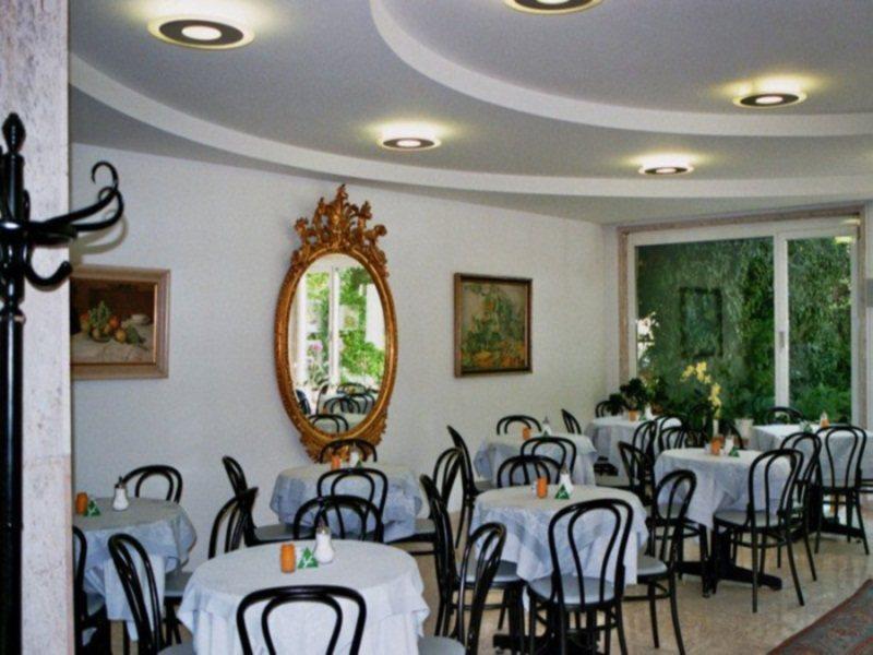 Dom Hotel Linz Eksteriør bilde