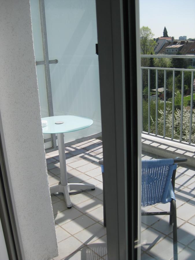 Dom Hotel Linz Eksteriør bilde