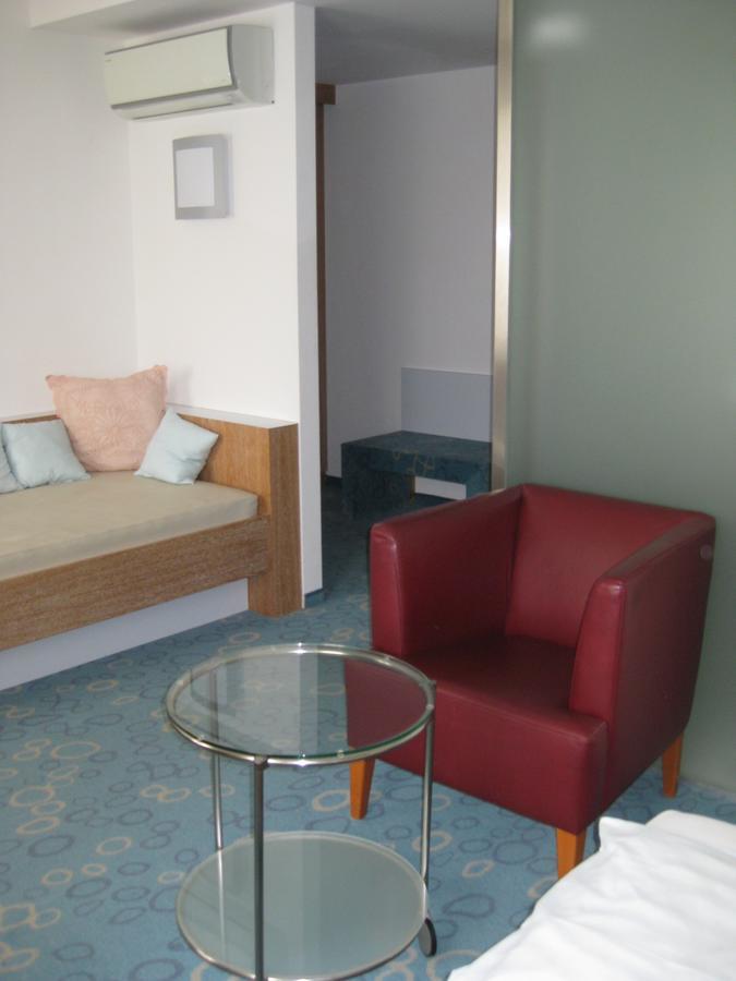 Dom Hotel Linz Eksteriør bilde