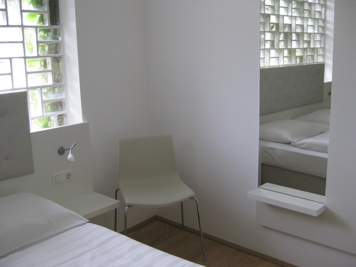 Dom Hotel Linz Eksteriør bilde