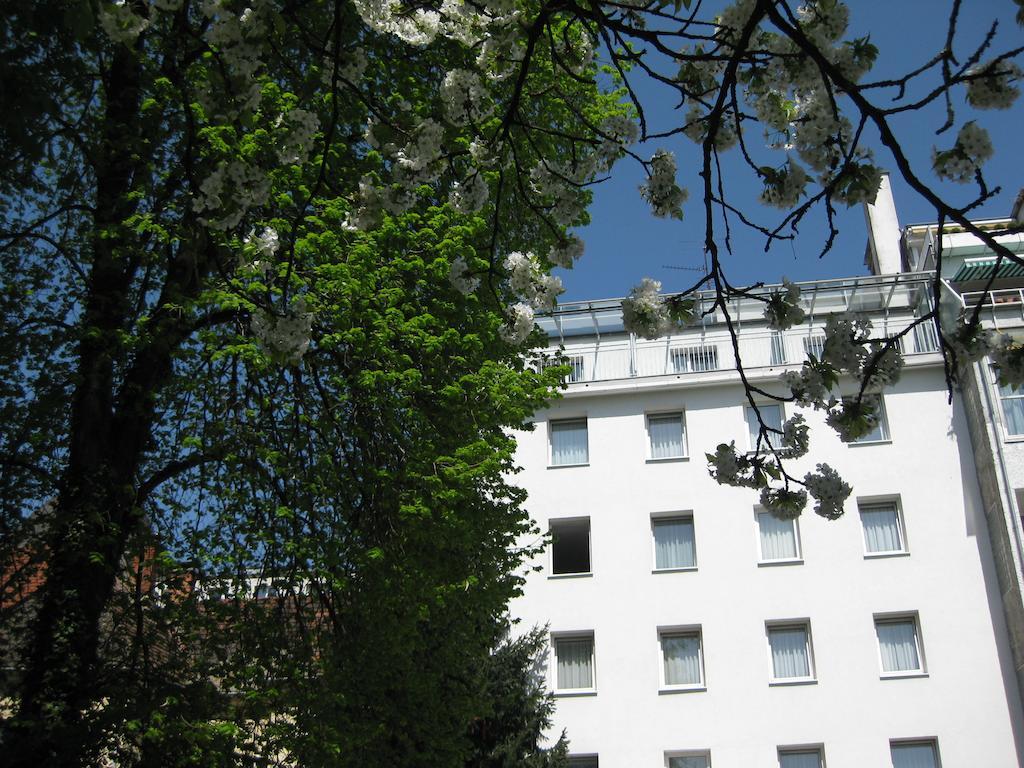 Dom Hotel Linz Eksteriør bilde